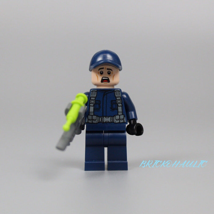 Lego Guard 10758 Jurassic World Minifigure