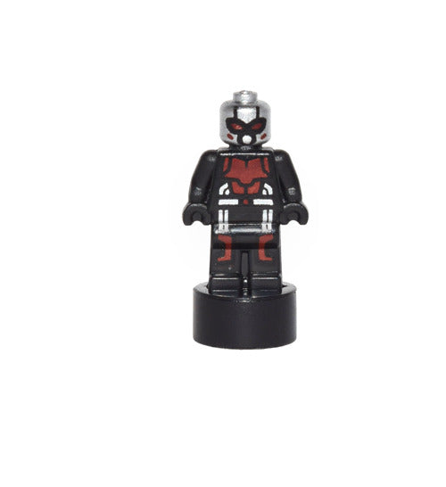 Lego Ant-Man (Scott Lang) Statuette / Trophy 76051 Super Heroes Minifigure