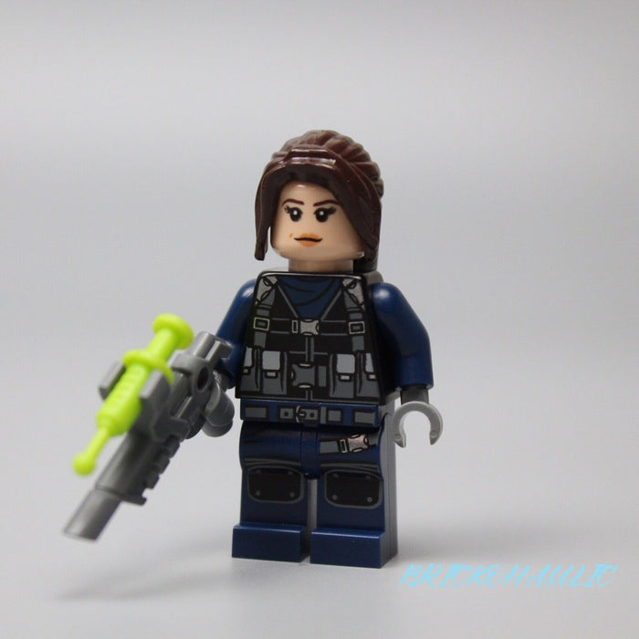 Lego Guard 75931 Female Jurassic World Minifigure