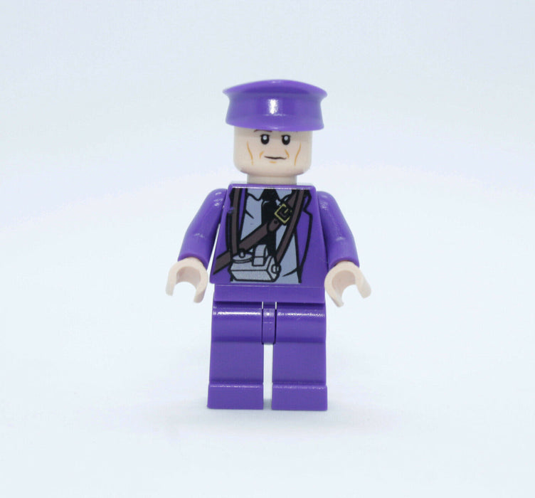 Lego Stan Shunpike 4866 Harry Potter Minifigure