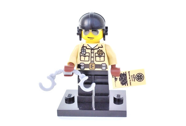 Lego Traffic Cop 8684 Collectible Series 2 Minifigures